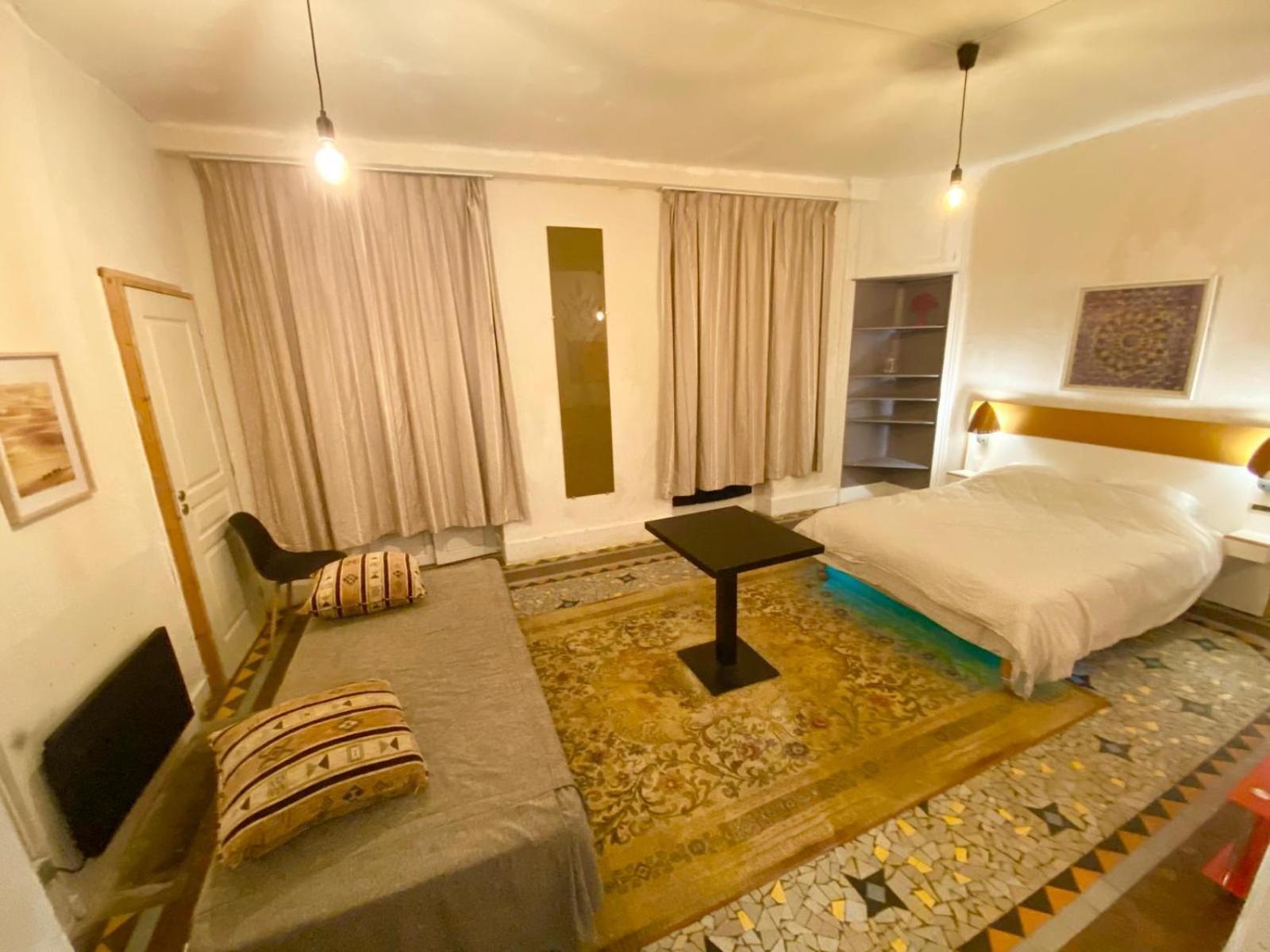 Chambres Zohra Centre Ville Decize Bagian luar foto